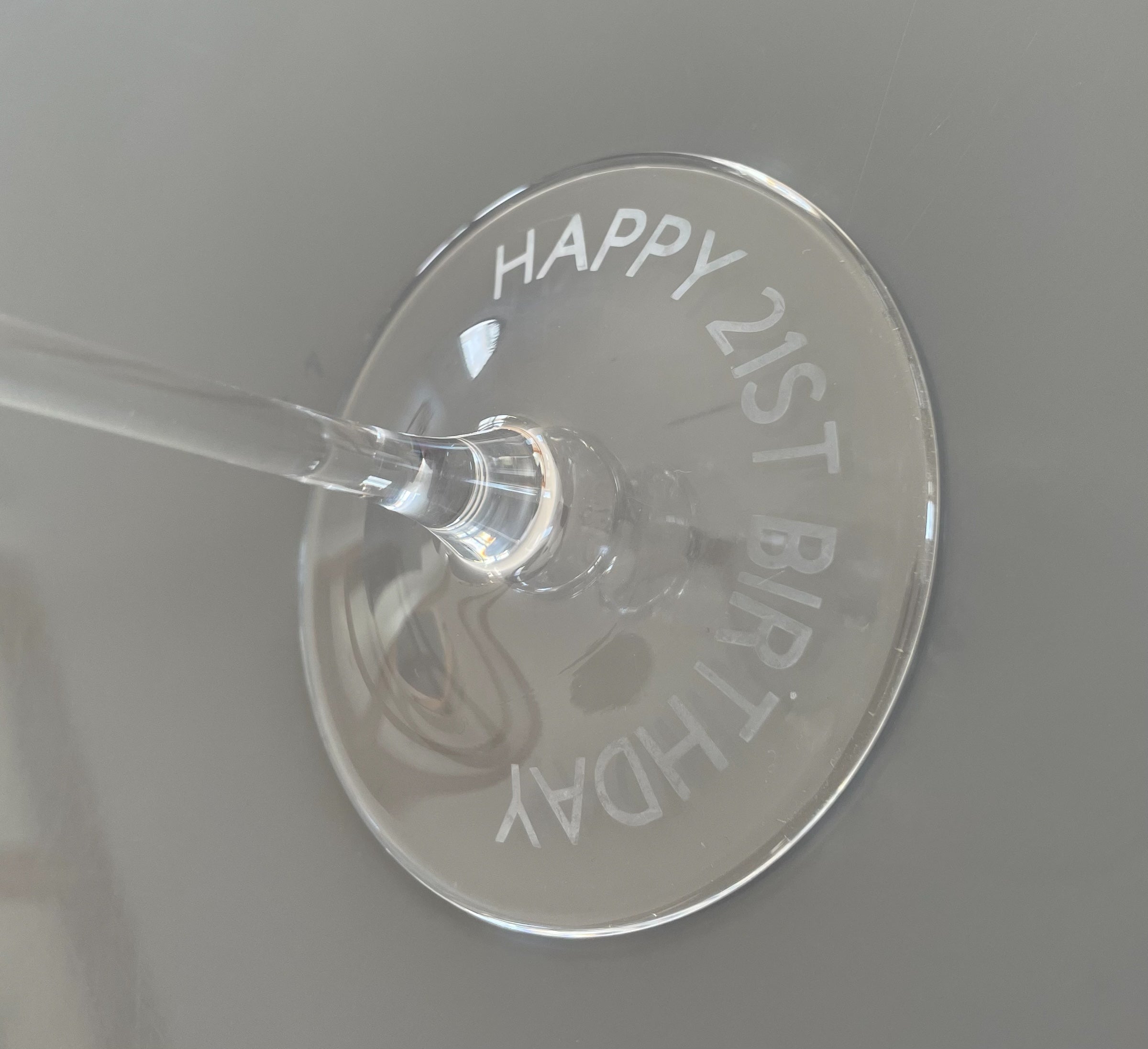 Personalised Engraved Birthday Wine Glass – Custom Name & Age Gift