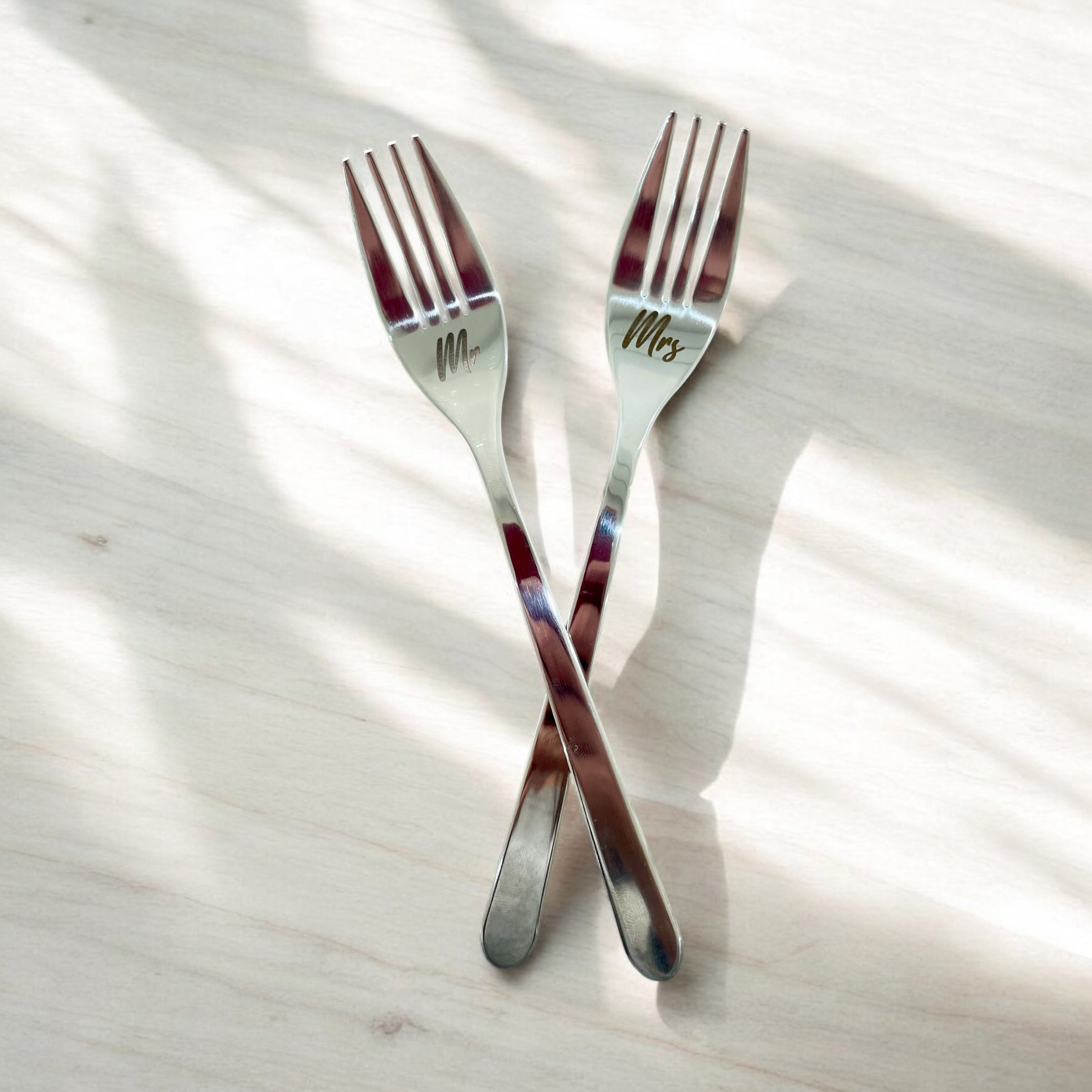 Engraved Mr & Mrs Wedding Cake Fork Set | Personalised Keepsake Cutlery