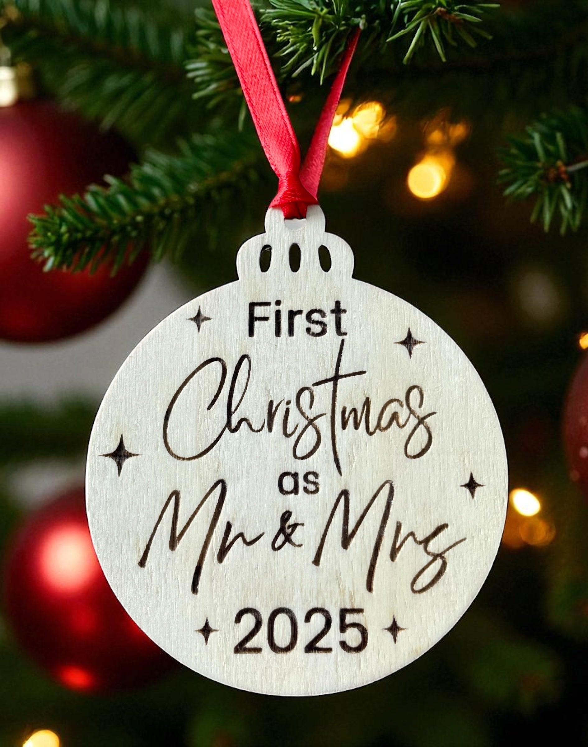 Personalised “Mr & Mrs” First Christmas Bauble | Custom Wedding Keepsake Tree Decoration