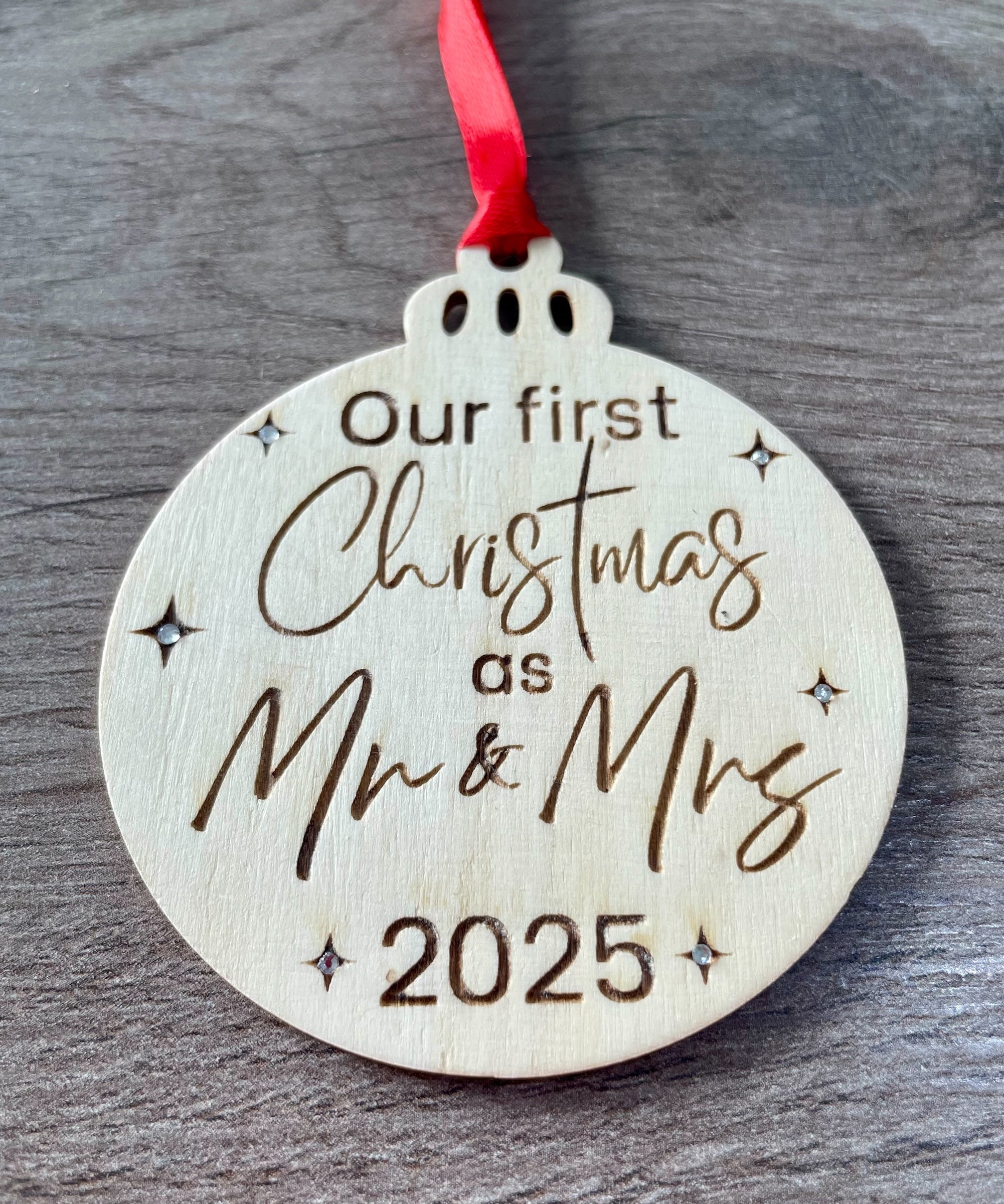 Personalised “Mr & Mrs” First Christmas Bauble | Custom Wedding Keepsake Tree Decoration