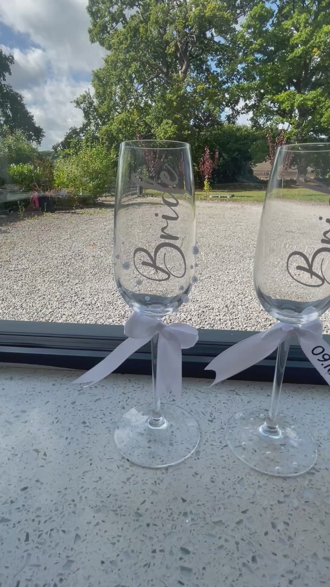 Personalised Wedding Champagne Flutes | Bride & Groom Toasting Glasses