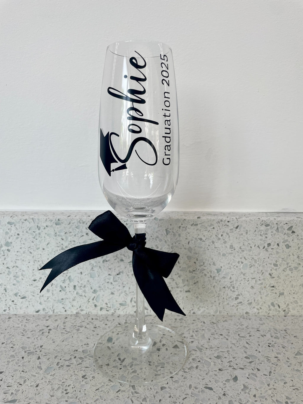Personalised Graduation Gift Set – Custom Champagne Flute, Hanger & Gift Bag