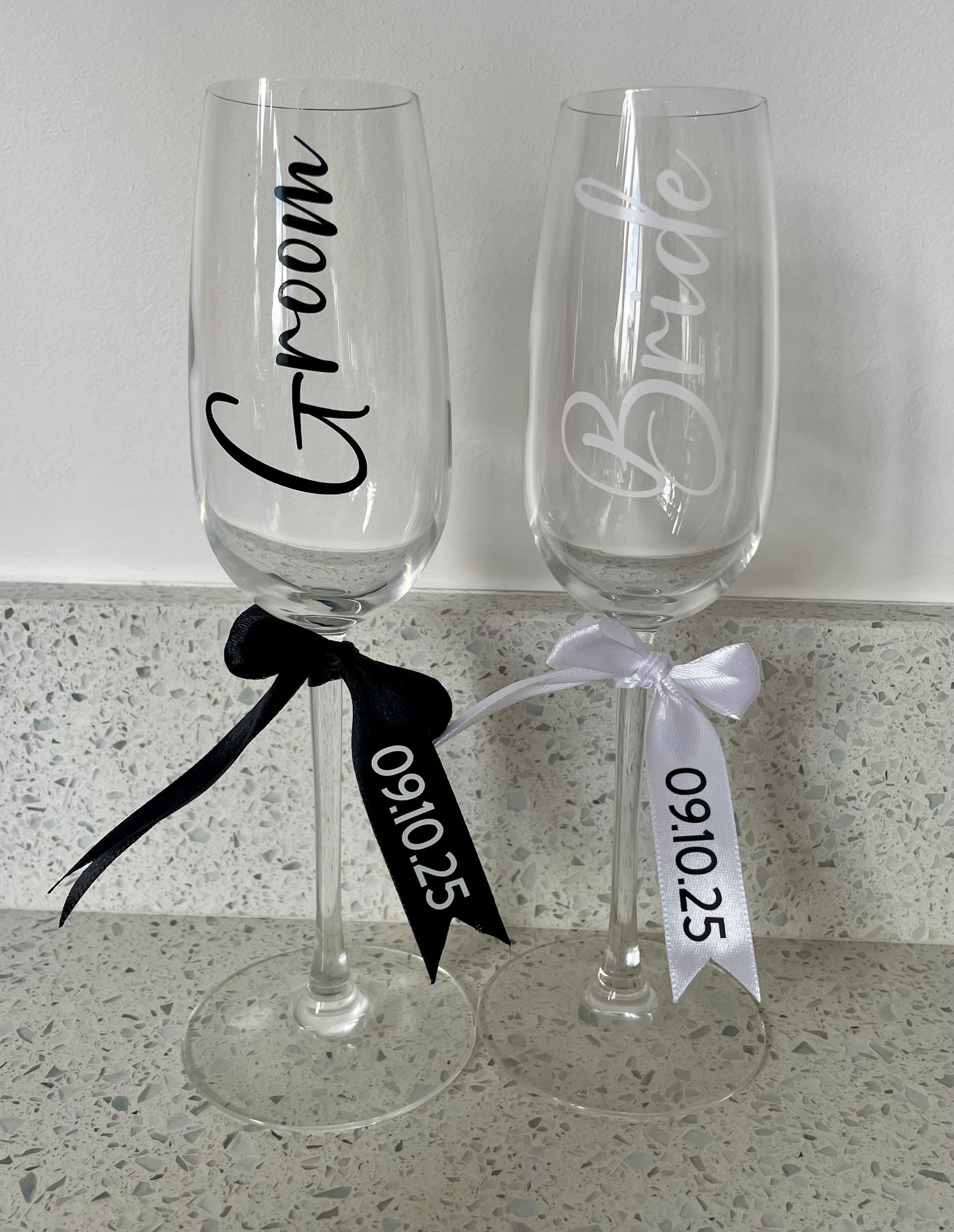 Personalised Wedding Champagne Flutes: Bride & Groom Keepsake with Date Ribbon